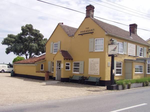 The Pheasant Pub With Rooms Gestingthorpe Екстериор снимка